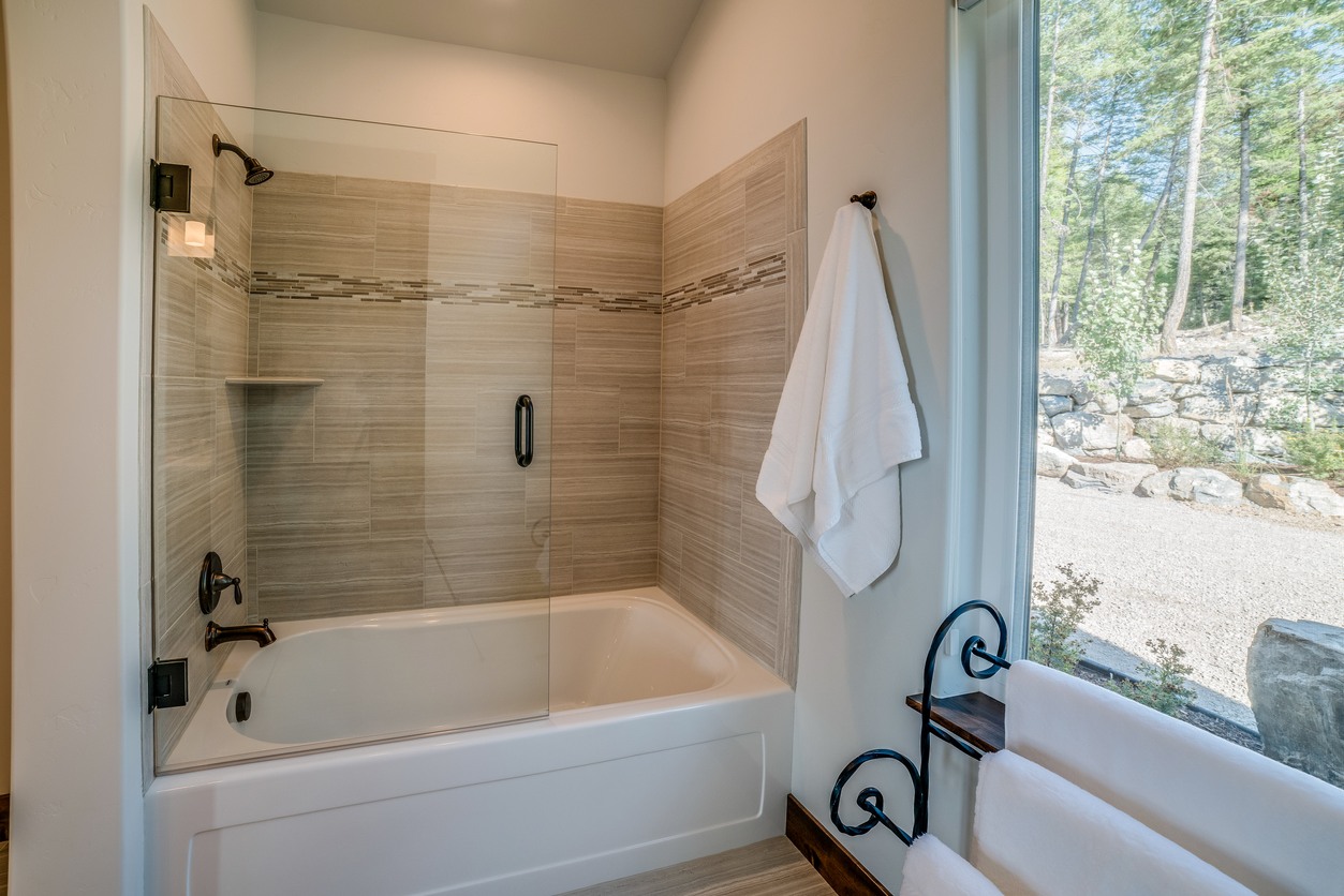 Shower & Tub Installation in Hialeah